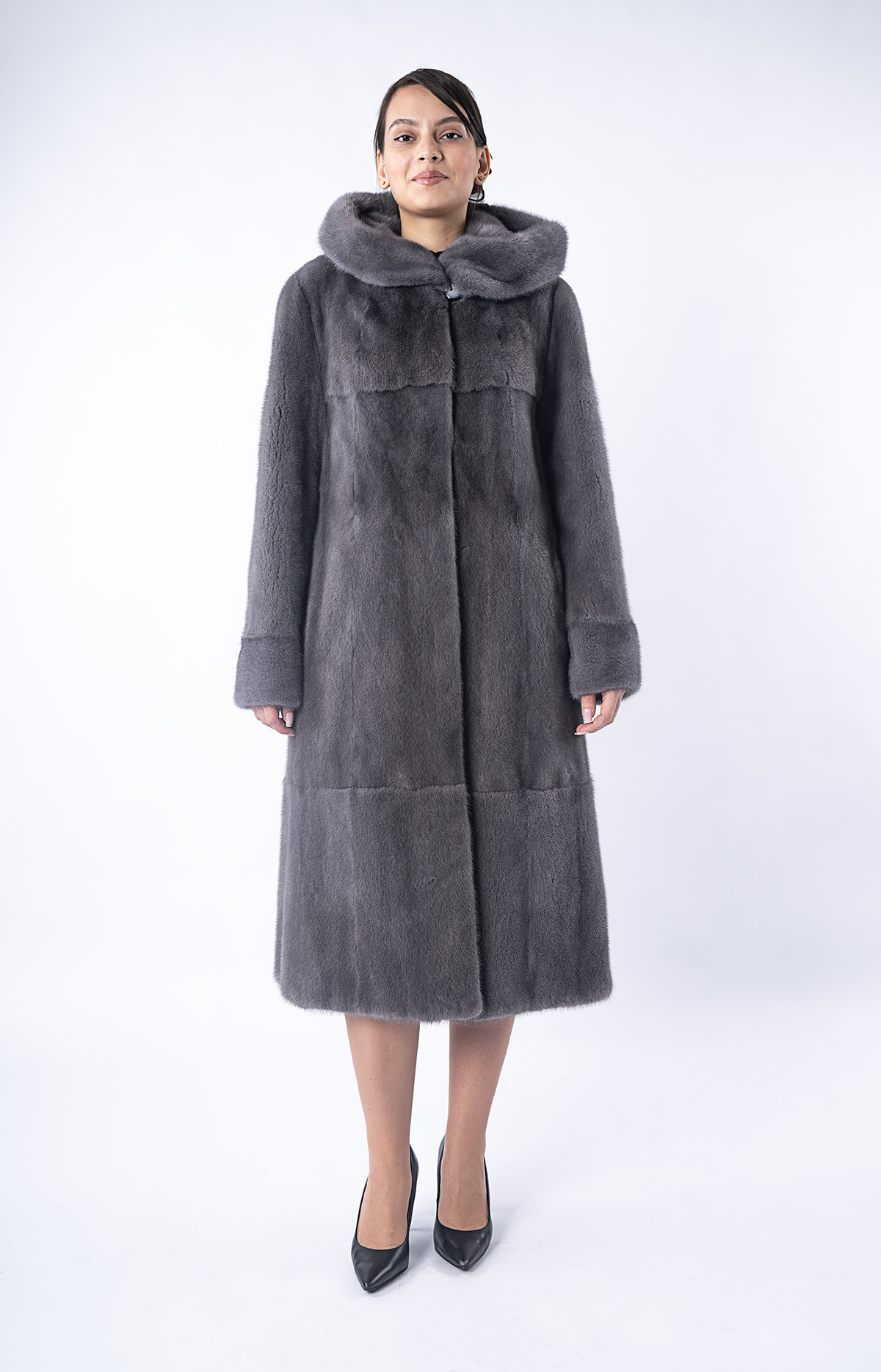 Шуба женская норковая Меха России 518 с капюшоном Шуба женская норковая Меха России 518 с капюшоном