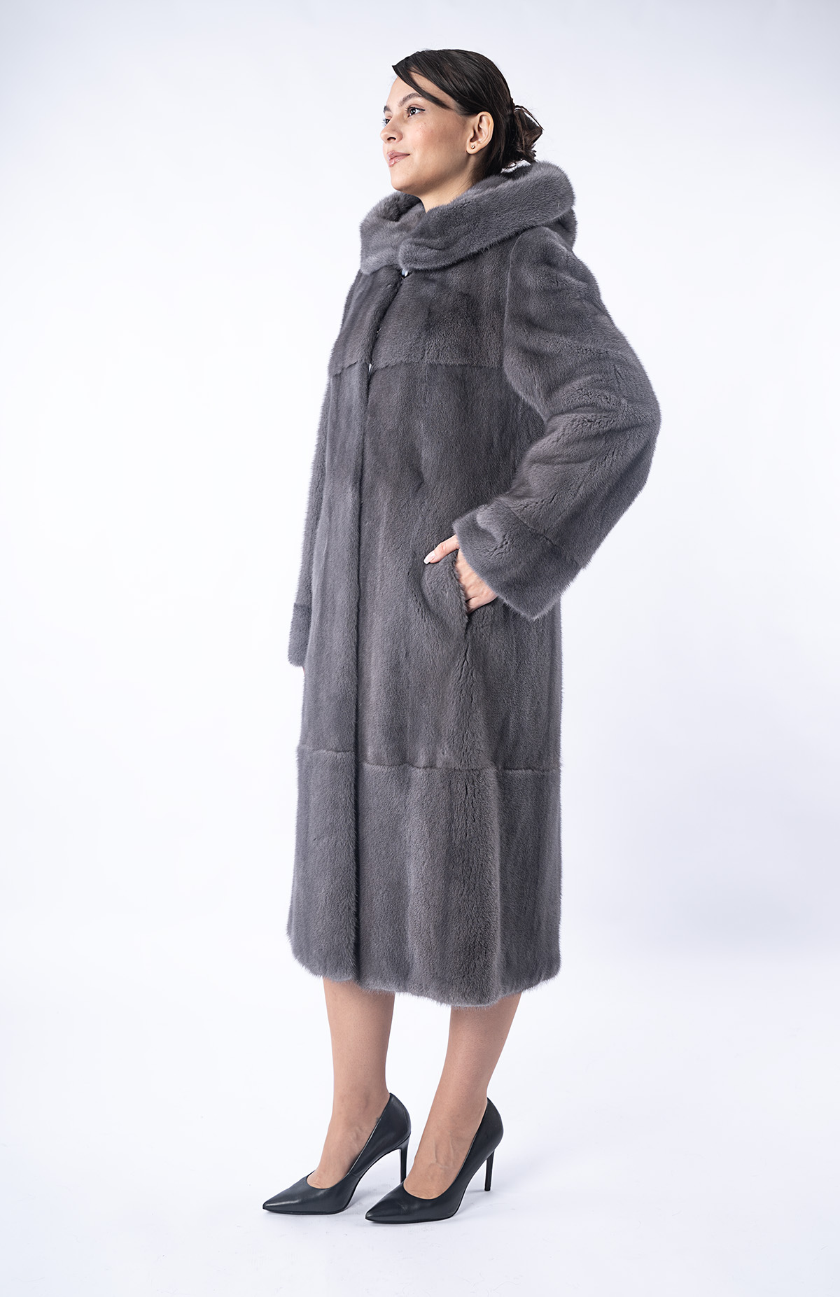 Шуба женская норковая Меха России 518 с капюшоном Шуба женская норковая Меха России 518 с капюшоном