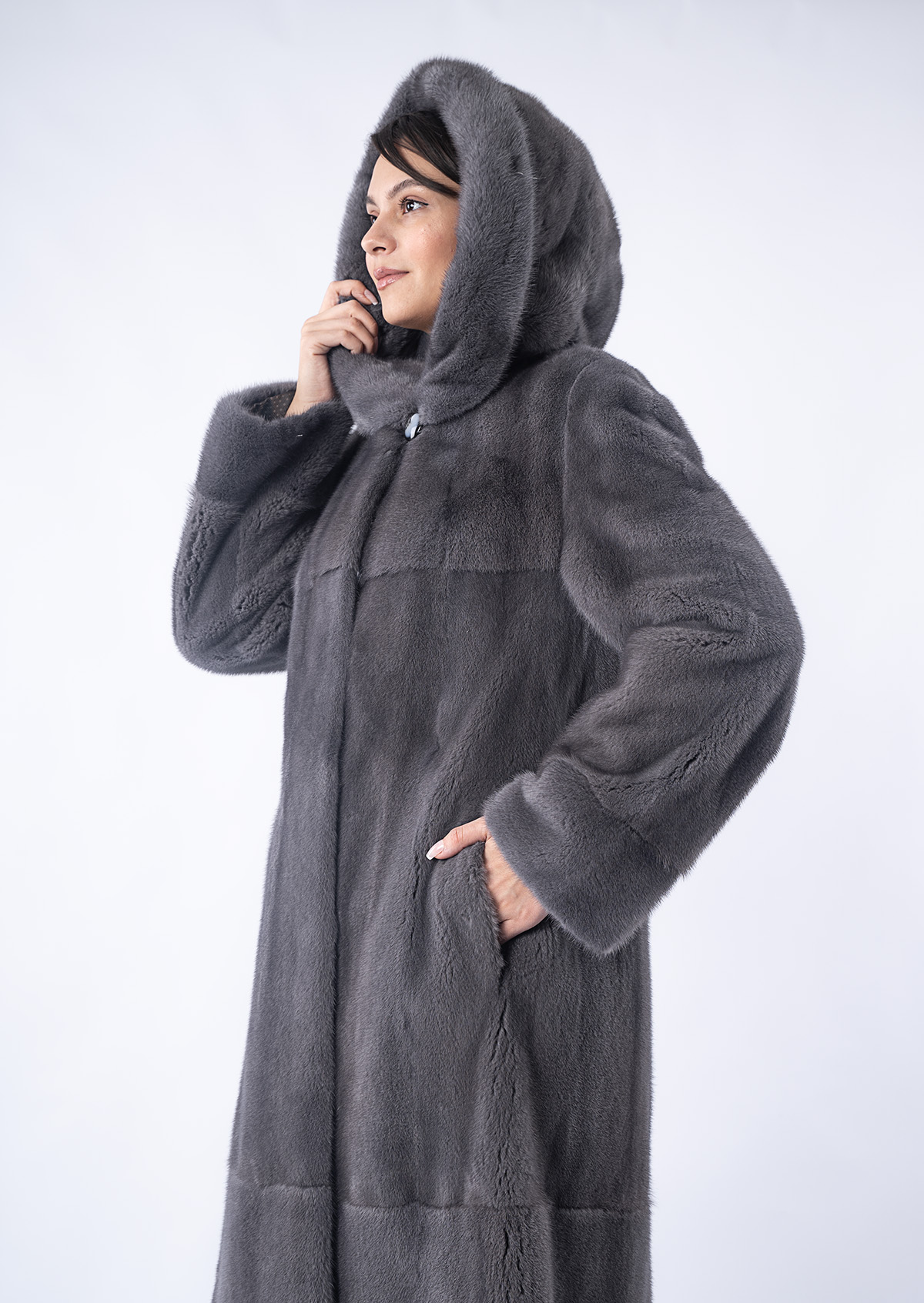 Шуба женская норковая Меха России 518 с капюшоном Шуба женская норковая Меха России 518 с капюшоном