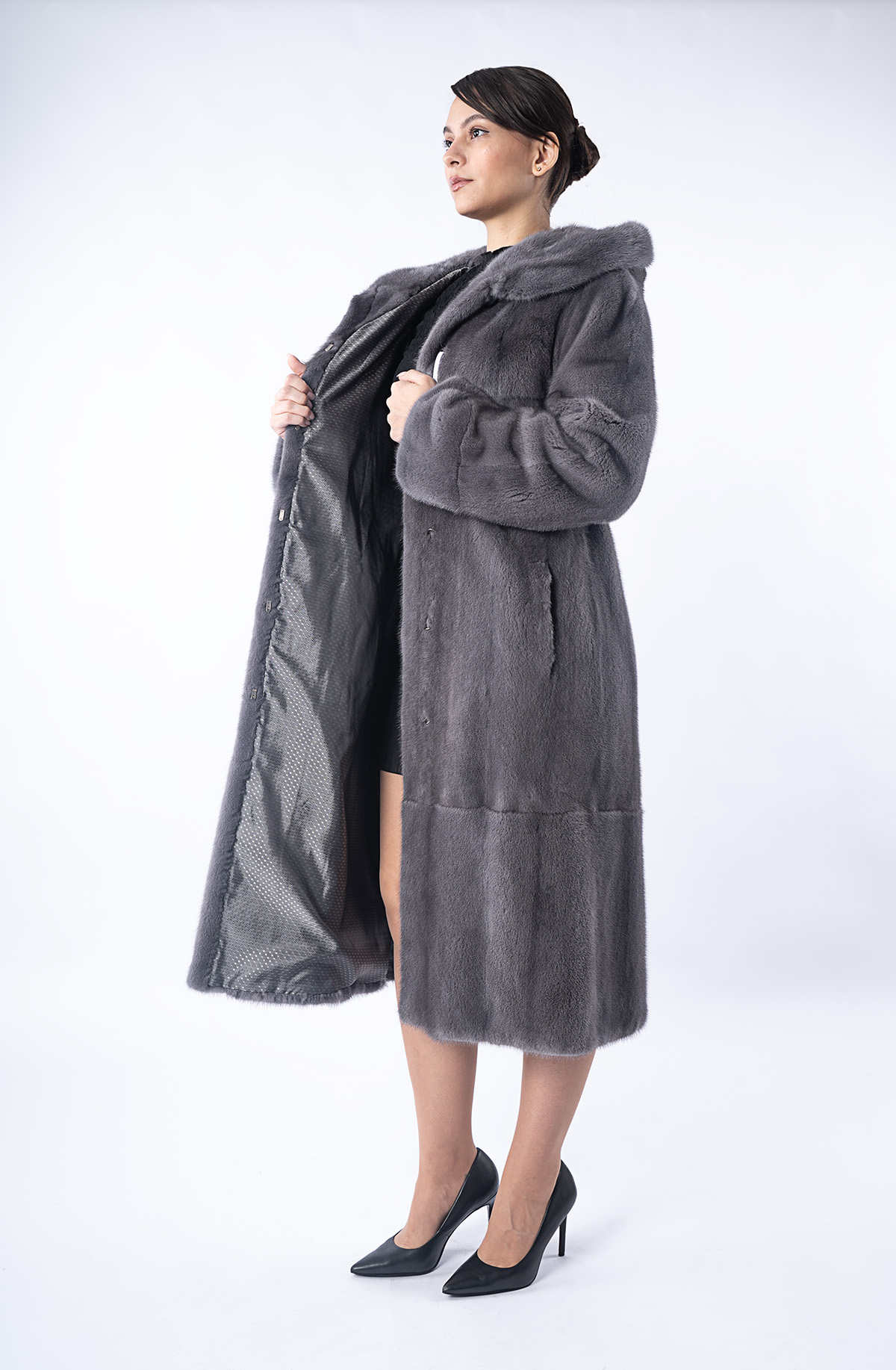 Шуба женская норковая Меха России 518 с капюшоном Шуба женская норковая Меха России 518 с капюшоном