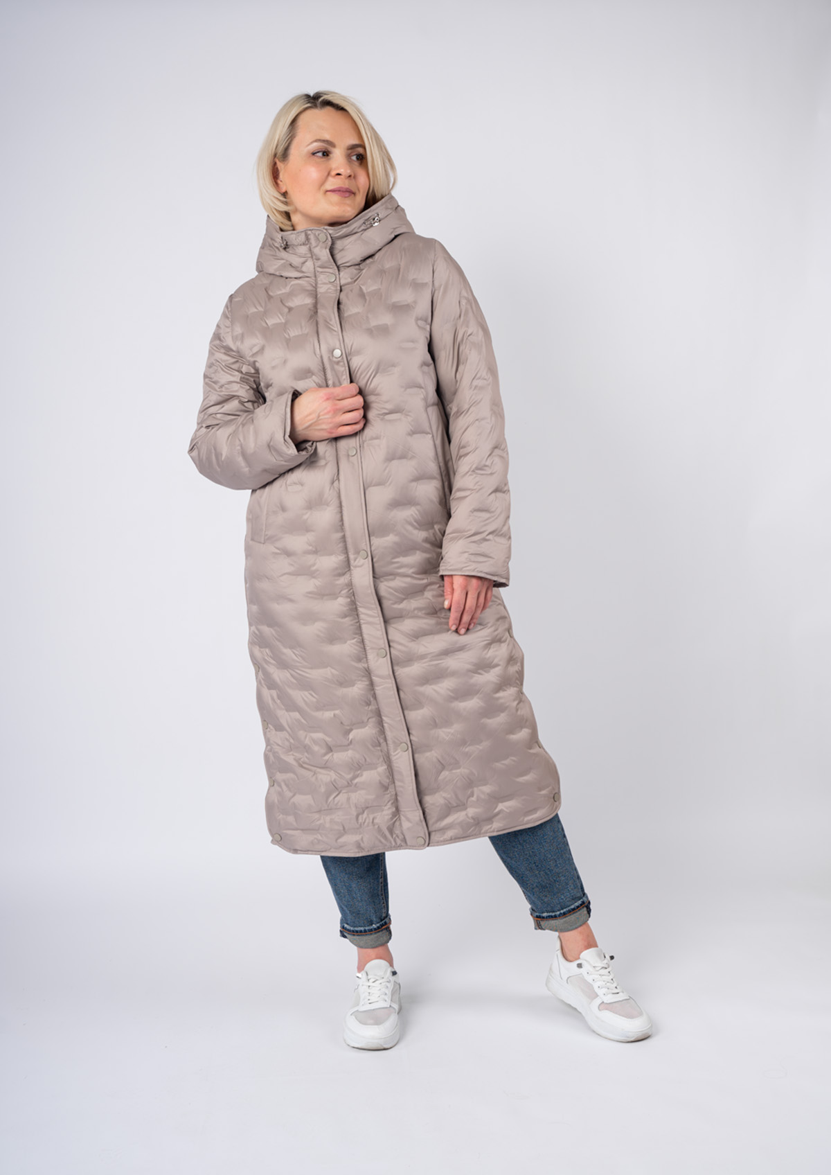 Куртка женская демисезонная FULTANI 735 с капюшоном Куртка женская демисезонная FULTANI 735 с капюшоном