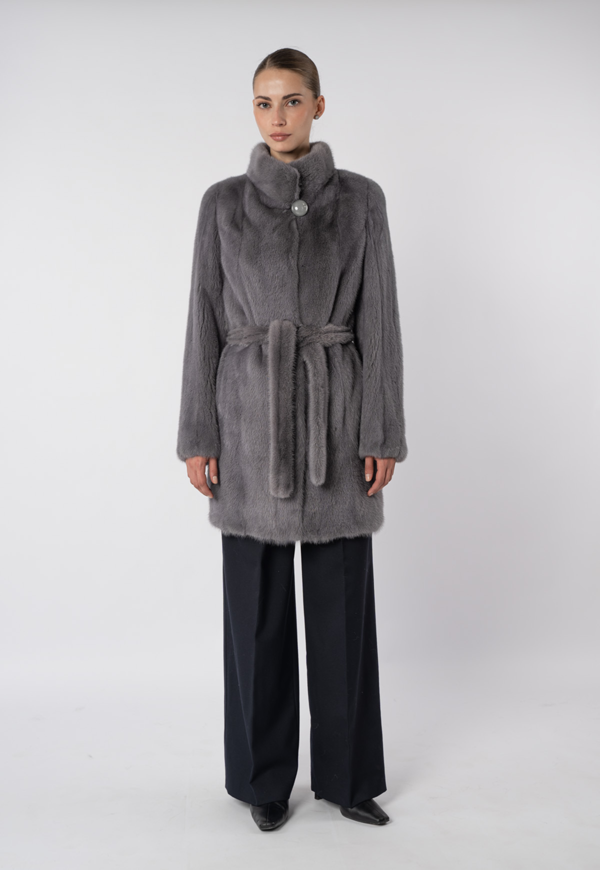 Шуба женская из меха норки Френч Клс Шуба женская из меха норки Френч Клс