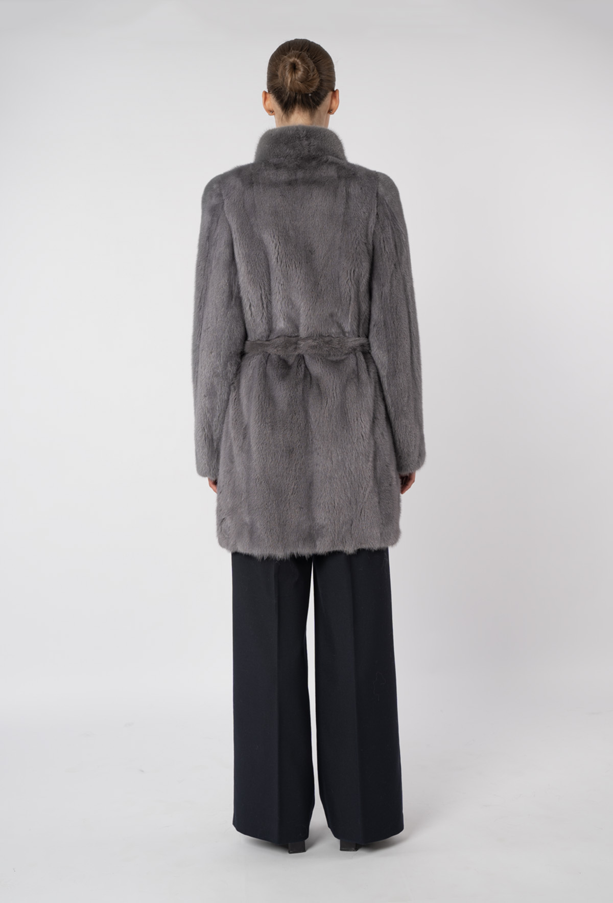 Шуба женская из меха норки Френч Клс Шуба женская из меха норки Френч Клс