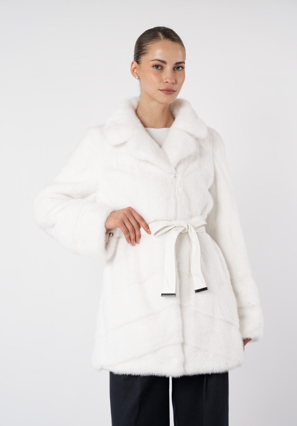 Шуба женская из меха норки 18103 Шуба женская из меха норки 18103