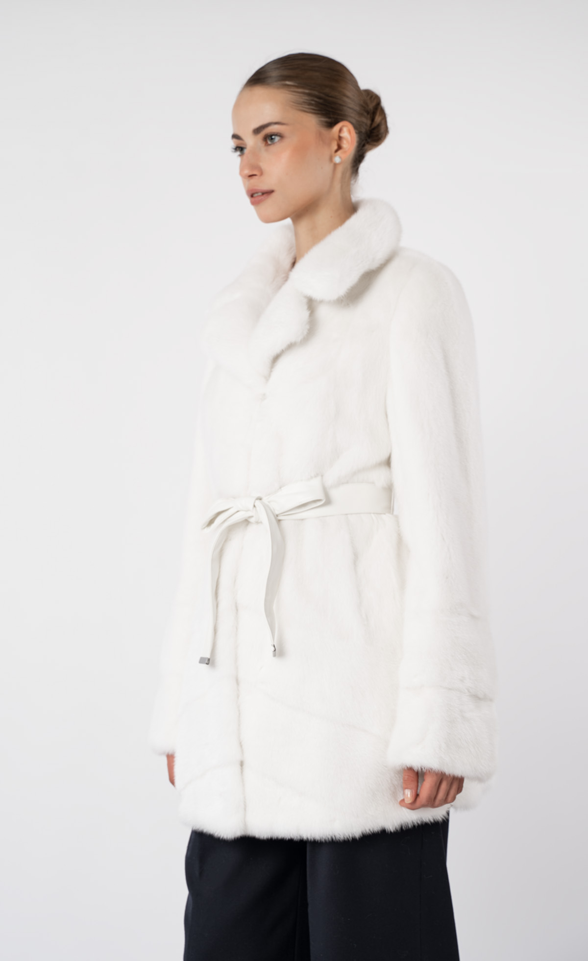 Шуба женская из меха норки 18103 Шуба женская из меха норки 18103