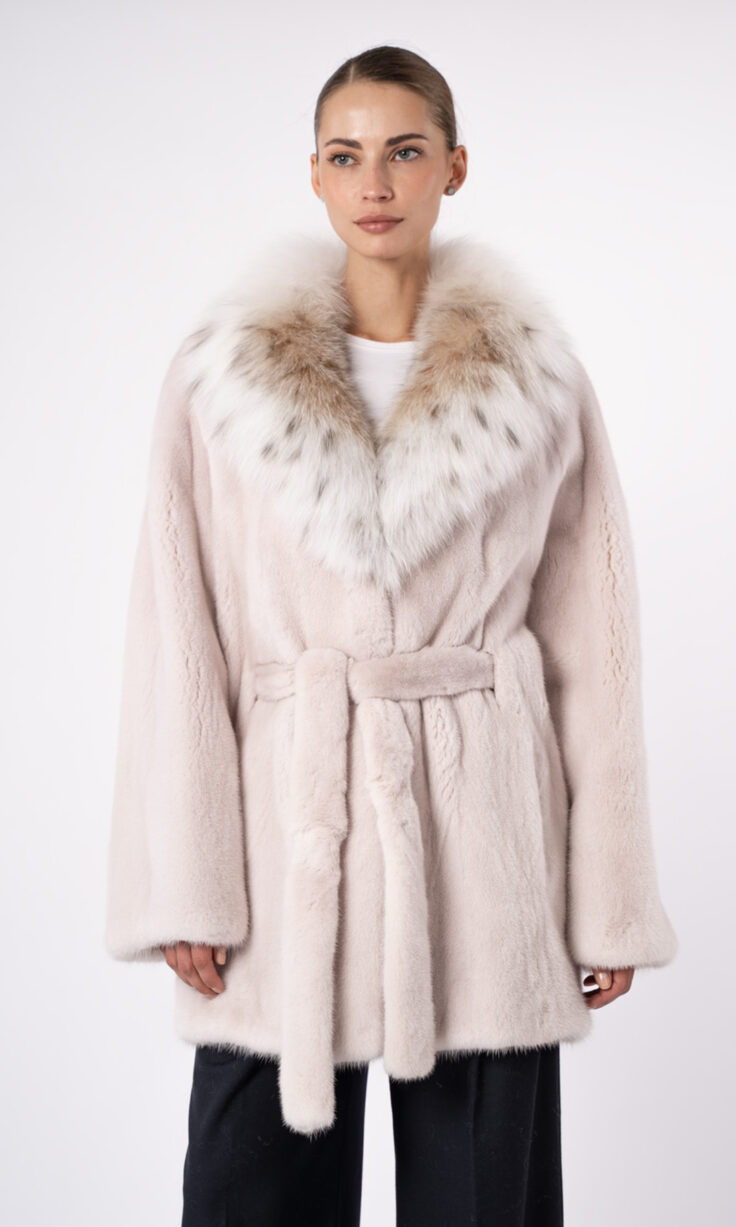 Шуба женская из меха норки Меха России 2324