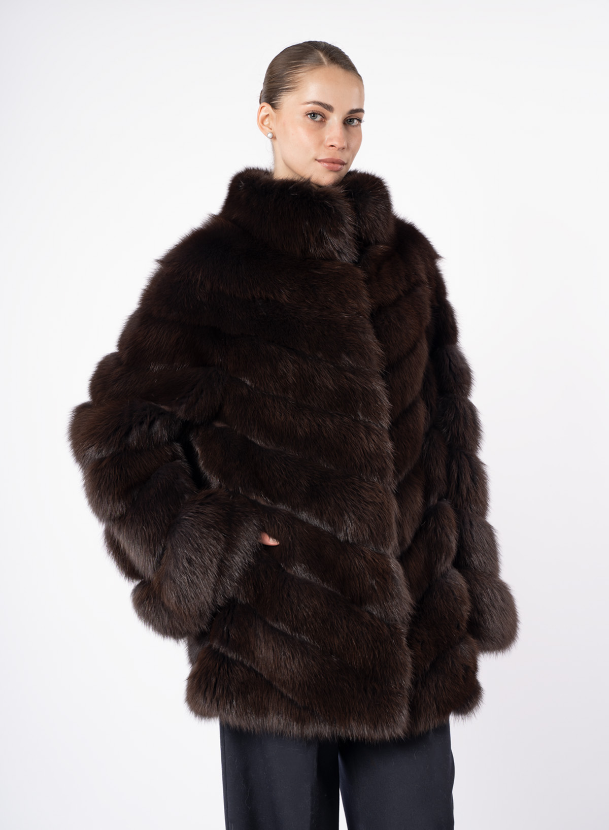 Шуба женская из меха куницы Меха России С-10 Шуба женская из меха куницы Меха России С-10