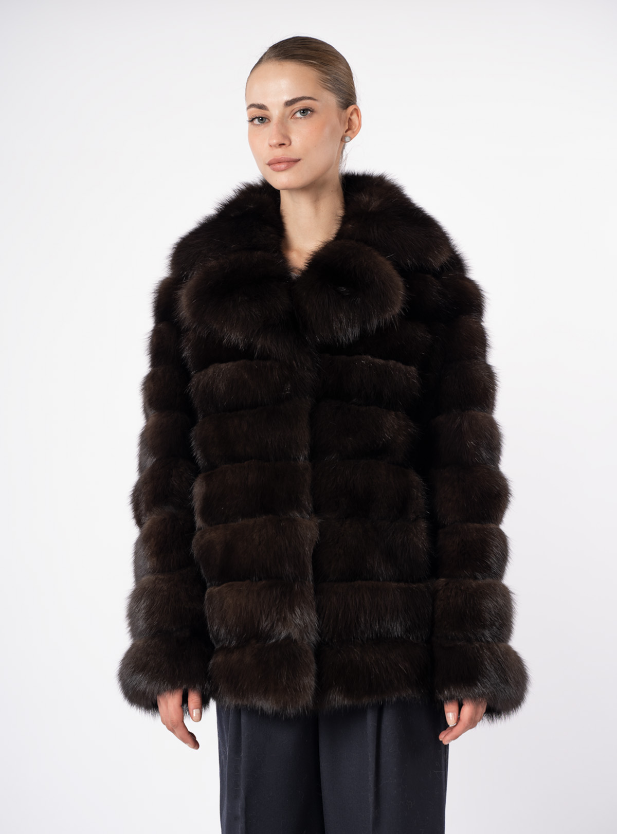Шуба женская из меха куницы Меха России С-1 Шуба женская из меха куницы Меха России С-1