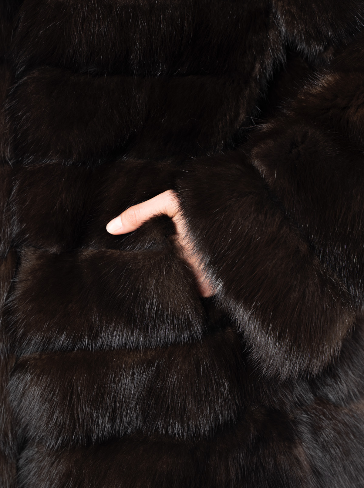 Шуба женская из меха куницы Меха России С-1 Шуба женская из меха куницы Меха России С-1