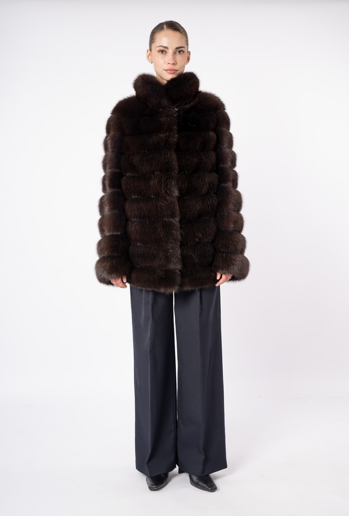 Шуба женская из меха куницы Меха России С-1 Шуба женская из меха куницы Меха России С-1