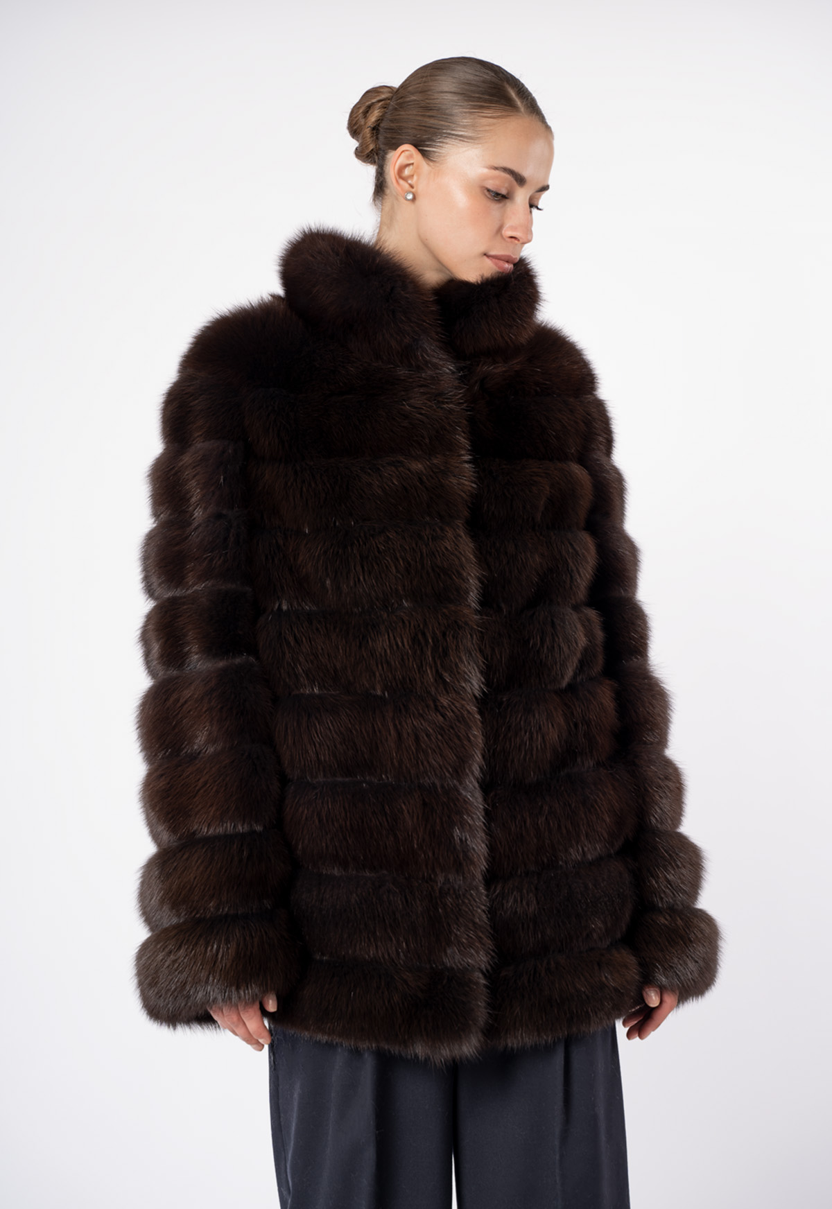 Шуба женская из меха куницы Меха России С-1 Шуба женская из меха куницы Меха России С-1