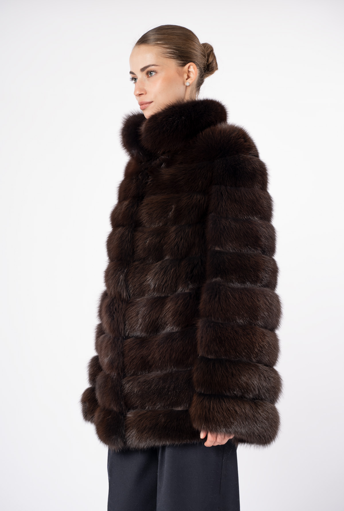 Шуба женская из меха куницы Меха России С-1 Шуба женская из меха куницы Меха России С-1