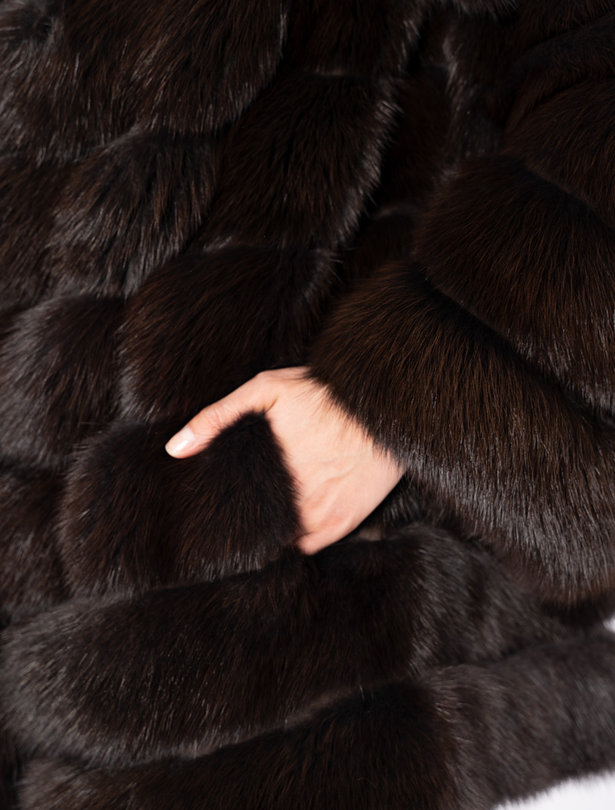 Шуба женская из меха куницы Меха России С-1 Шуба женская из меха куницы Меха России С-1