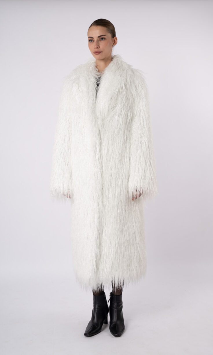 Шуба женская из эко меха PREMIUM FURS ТУ2534 Шуба женская из эко меха PREMIUM FURS ТУ2534