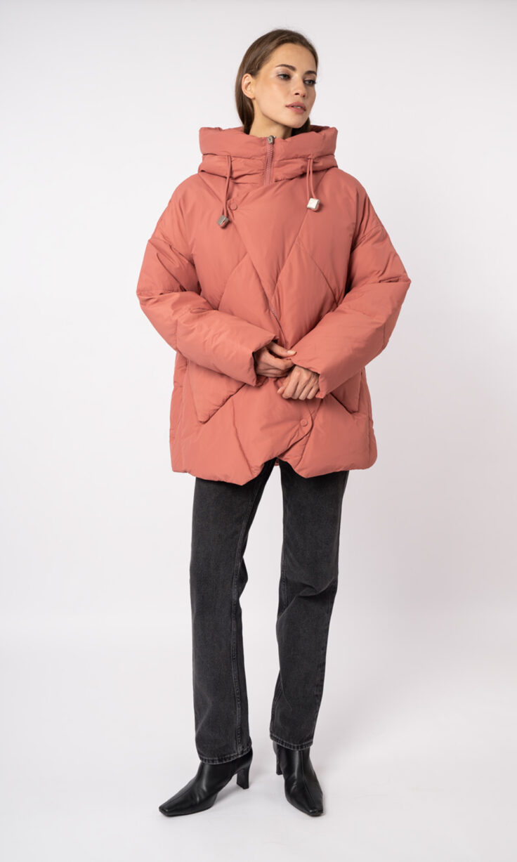 Пуховик женский с капюшоном MISSFREYA MF25825 Пуховик женский с капюшоном MISSFREYA MF25825