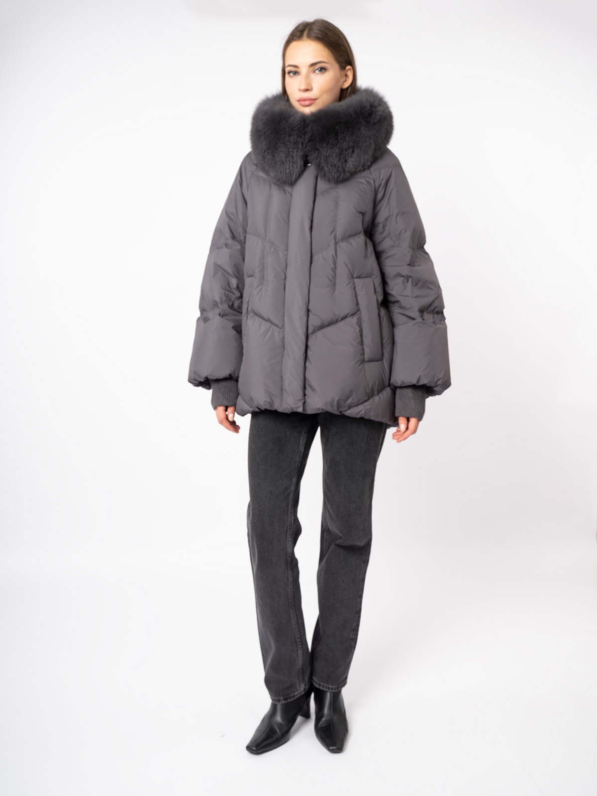 Пуховик женский с капюшоном MISSFREYA 7665 Пуховик женский с капюшоном MISSFREYA 7665
