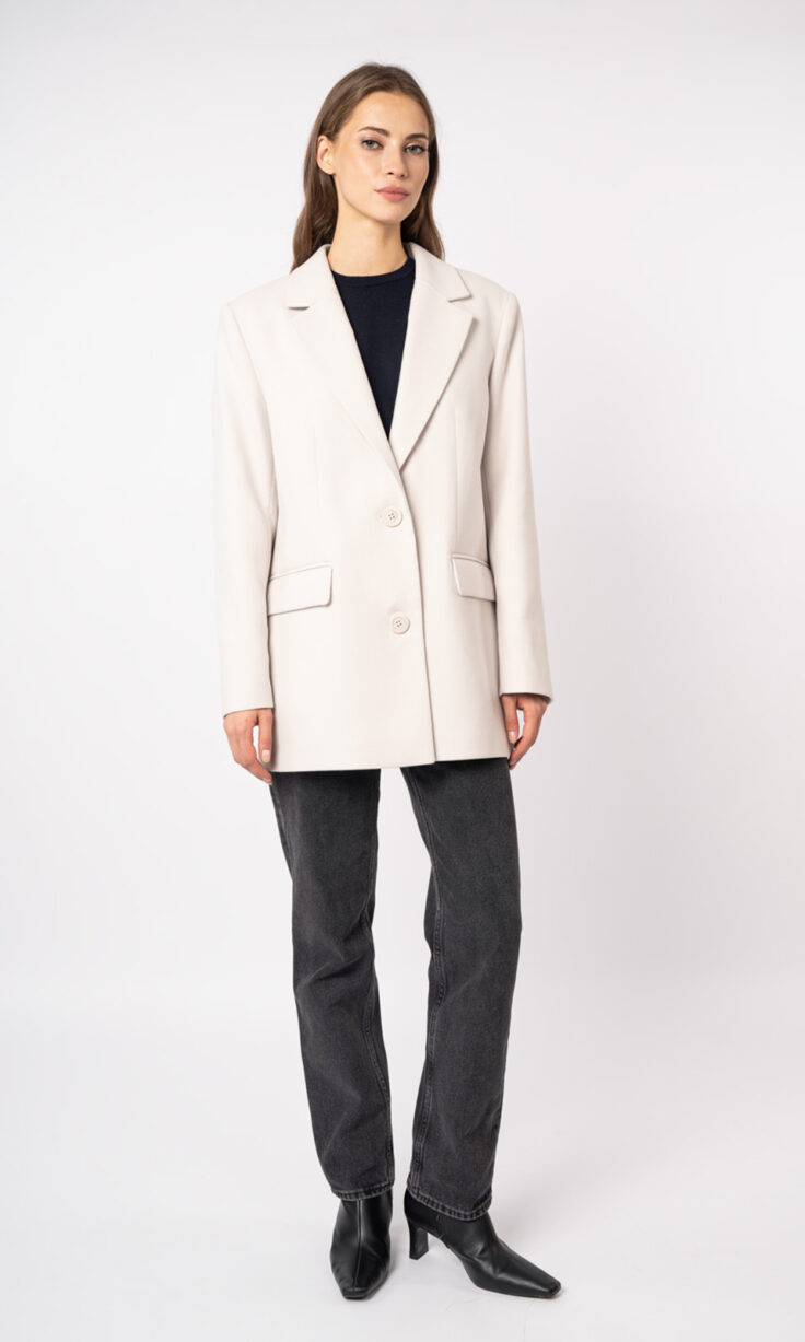 Пальто женское REALEGENDA 226