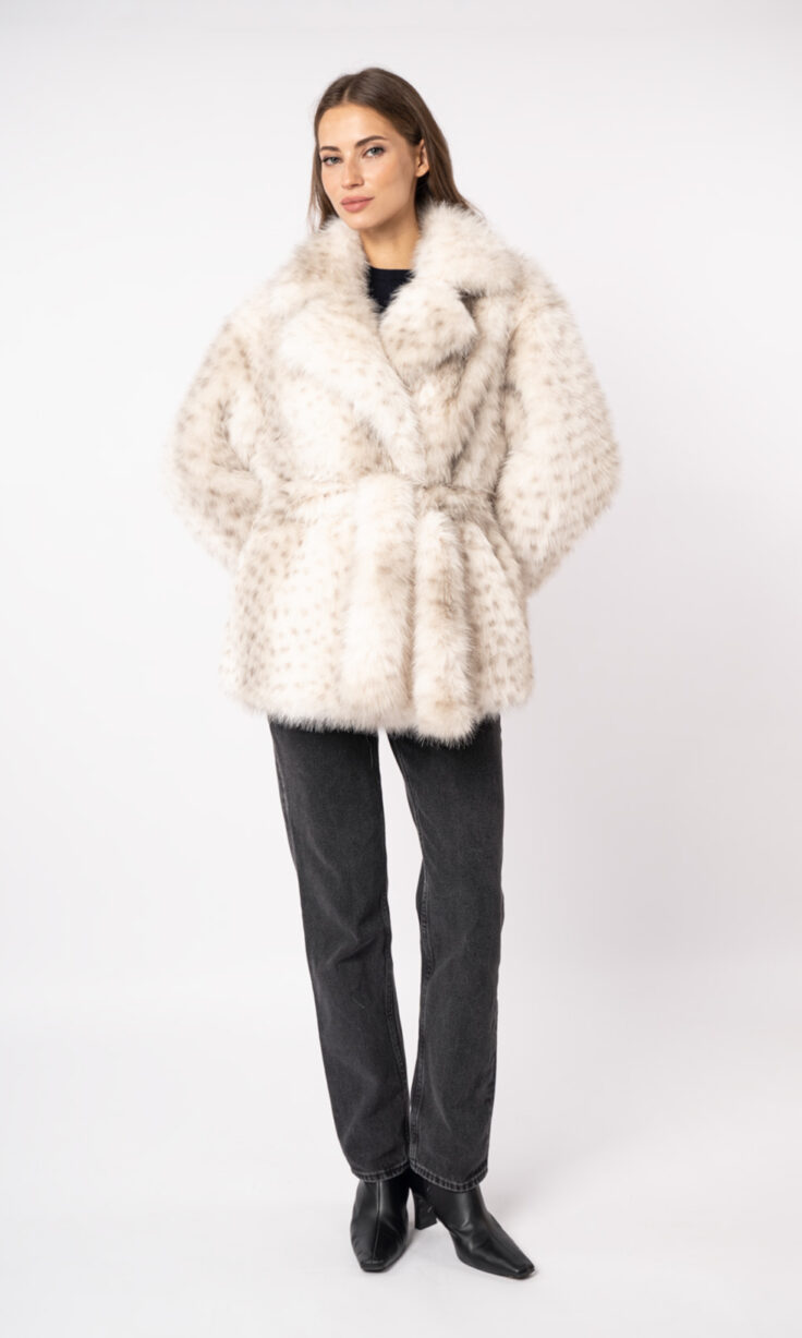 Шуба женская из эко меха MISSFREYA 13785Y Шуба женская из эко меха MISSFREYA 13785Y