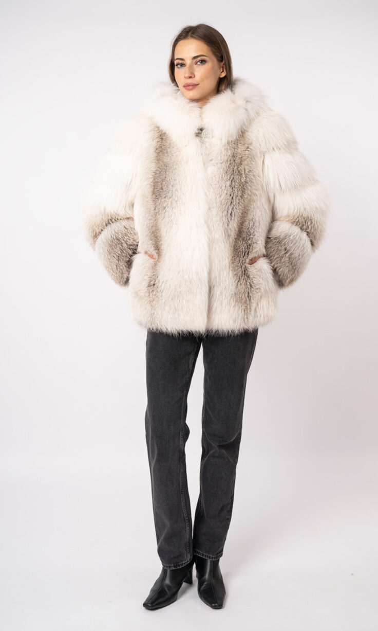 Шуба женская из меха лисицы с капюшоном Меха России Л-10