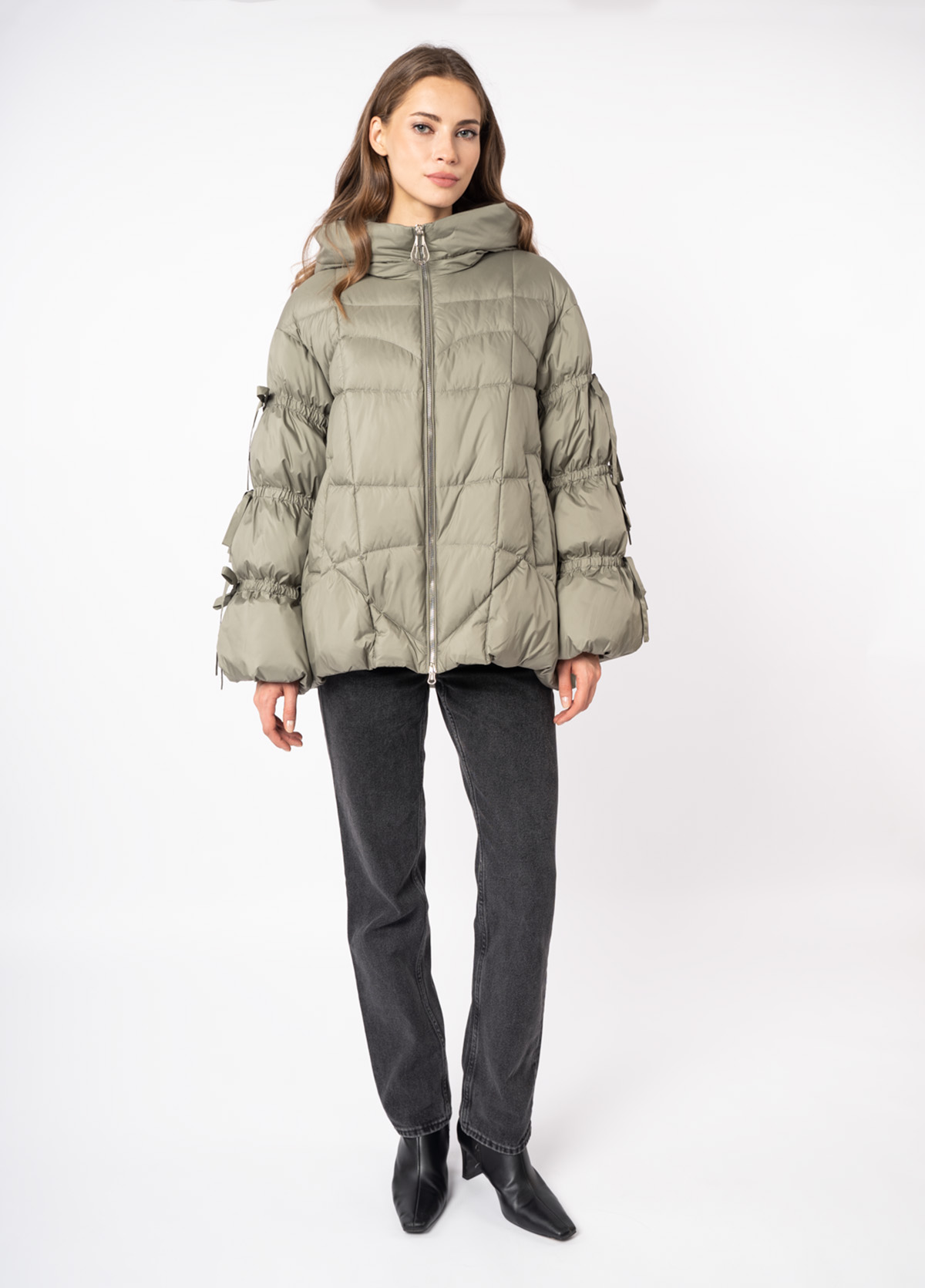 Пуховик женский с капюшоном XINRUIDI 5061 Пуховик женский с капюшоном XINRUIDI 5061