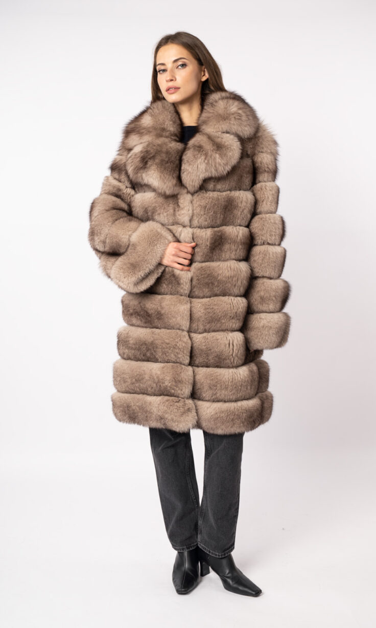 Шуба женская из меха песца Меха России С-1 Шуба женская из меха песца Меха России С-1