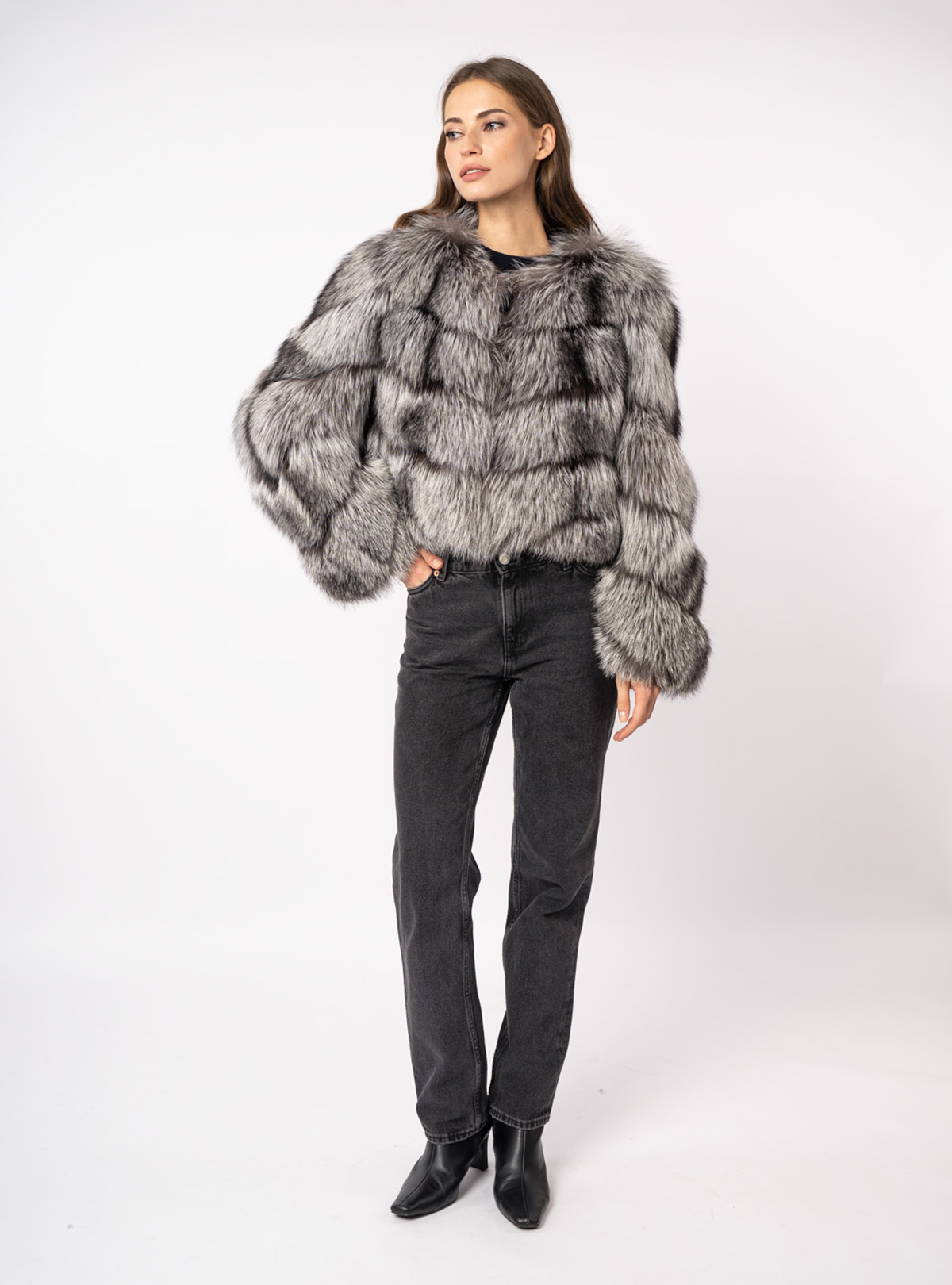 Шуба женская из меха лисицы и кожи Меха России 004 Шуба женская из меха лисицы и кожи Меха России 004