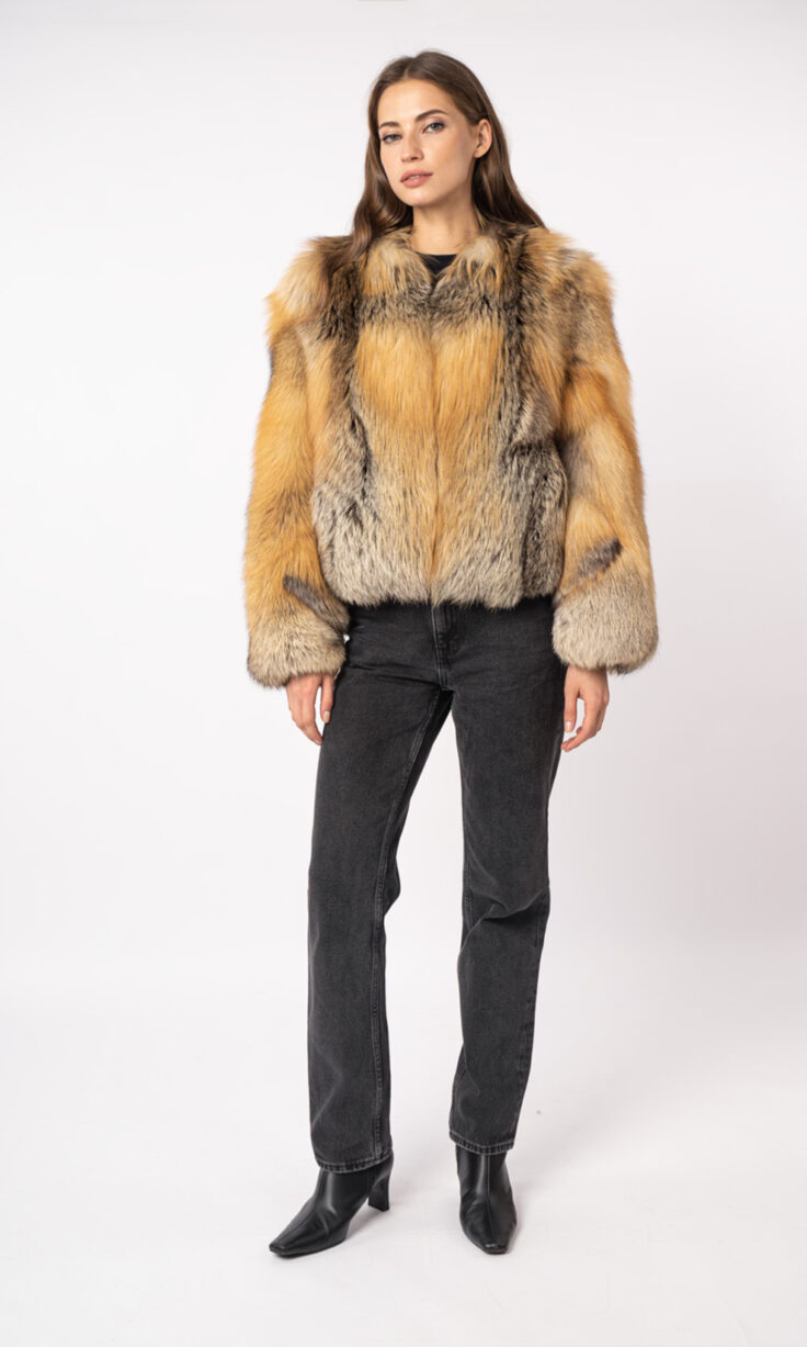 Шуба женская из меха лисицы и кожи Меха России 006