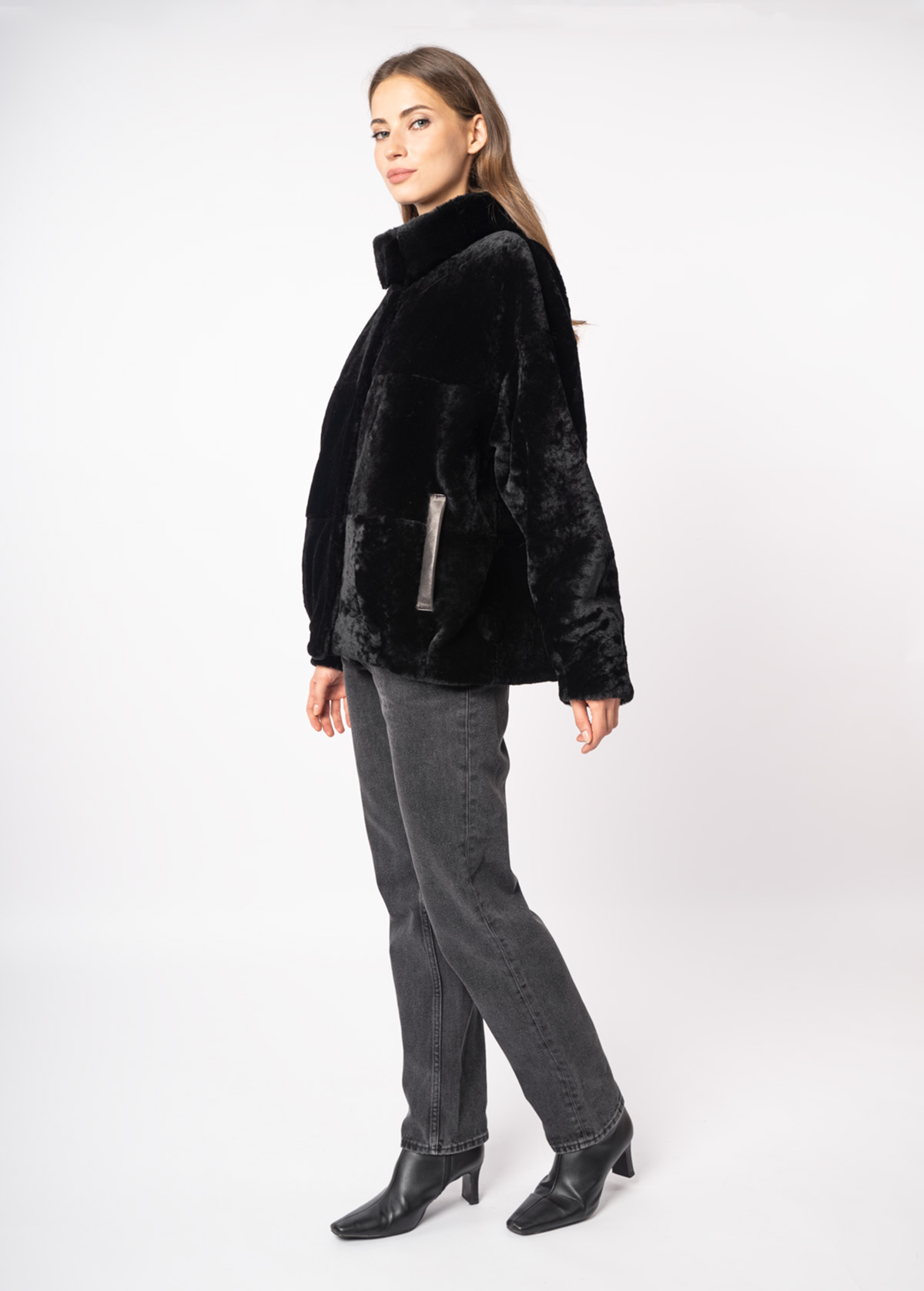 Дубленка женская из овчины Viva Dolce Vita 8203F Дубленка женская из овчины Viva Dolce Vita 8203F