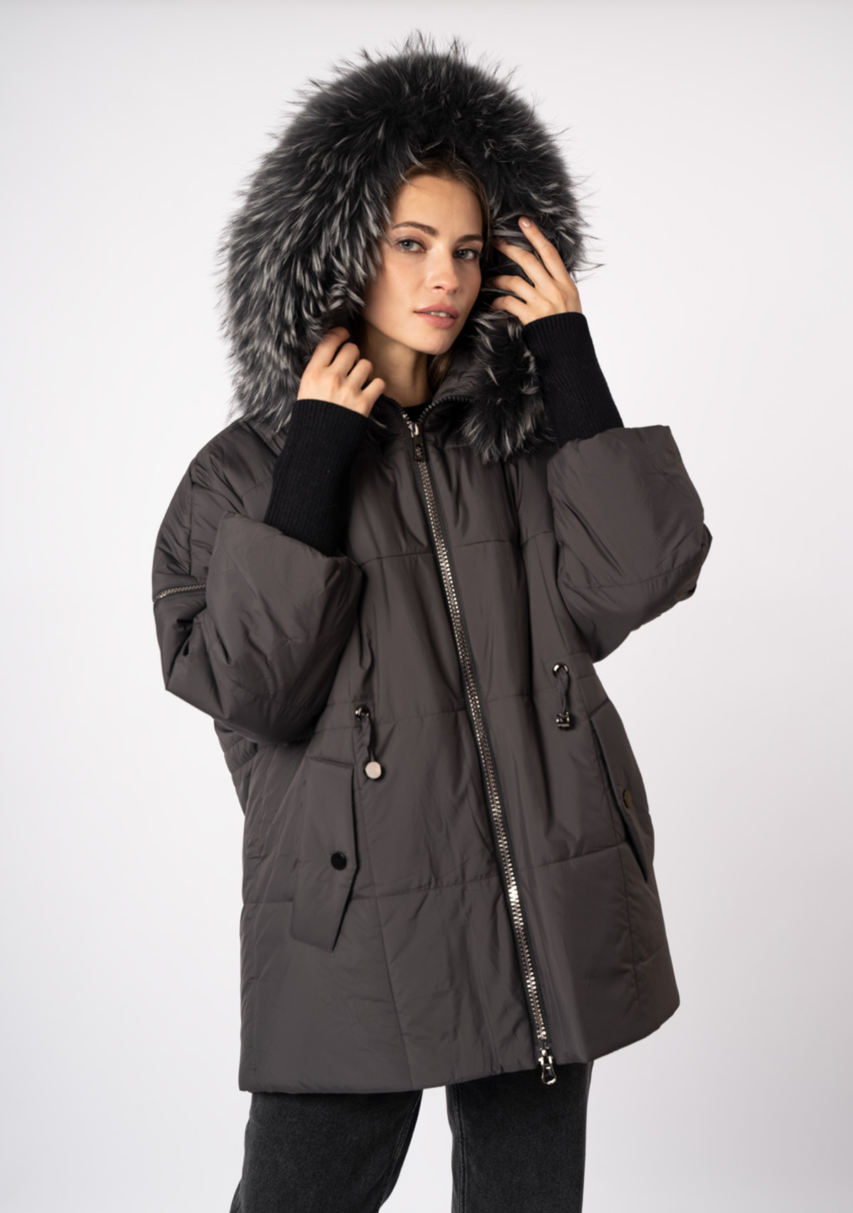 Пуховик женский с капюшоном MISSFREYA 7687 Пуховик женский с капюшоном MISSFREYA 7687