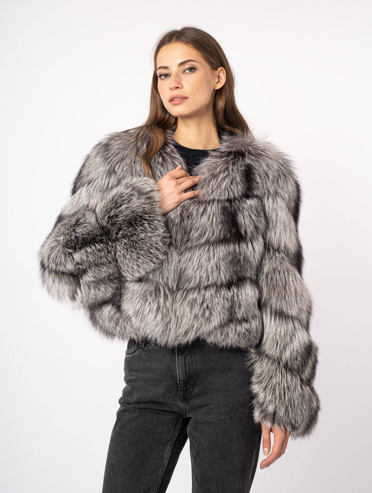 Шуба женская из меха лисицы и кожи Меха России 004 Шуба женская из меха лисицы и кожи Меха России 004