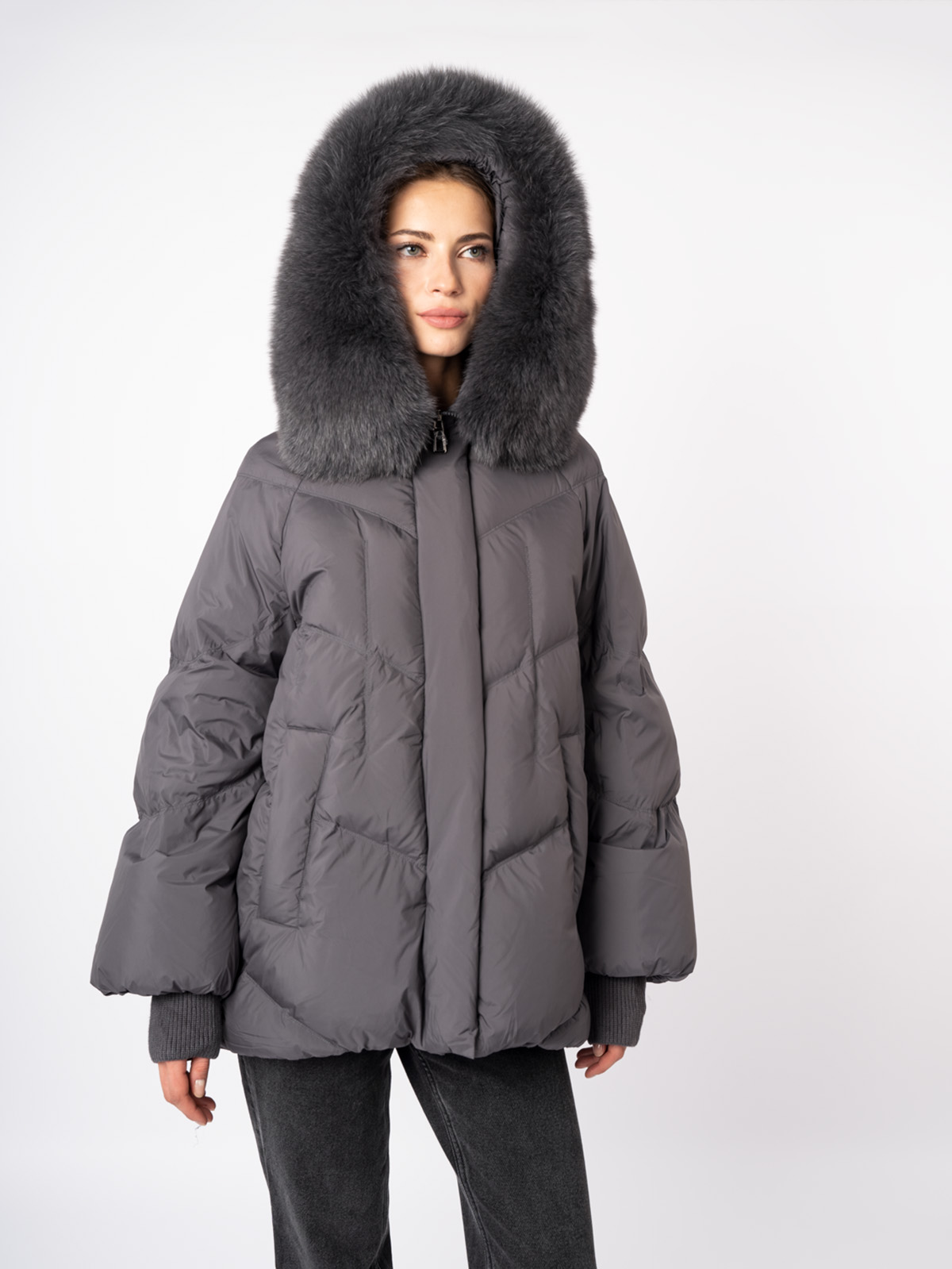 Пуховик женский с капюшоном MISSFREYA 7665 Пуховик женский с капюшоном MISSFREYA 7665