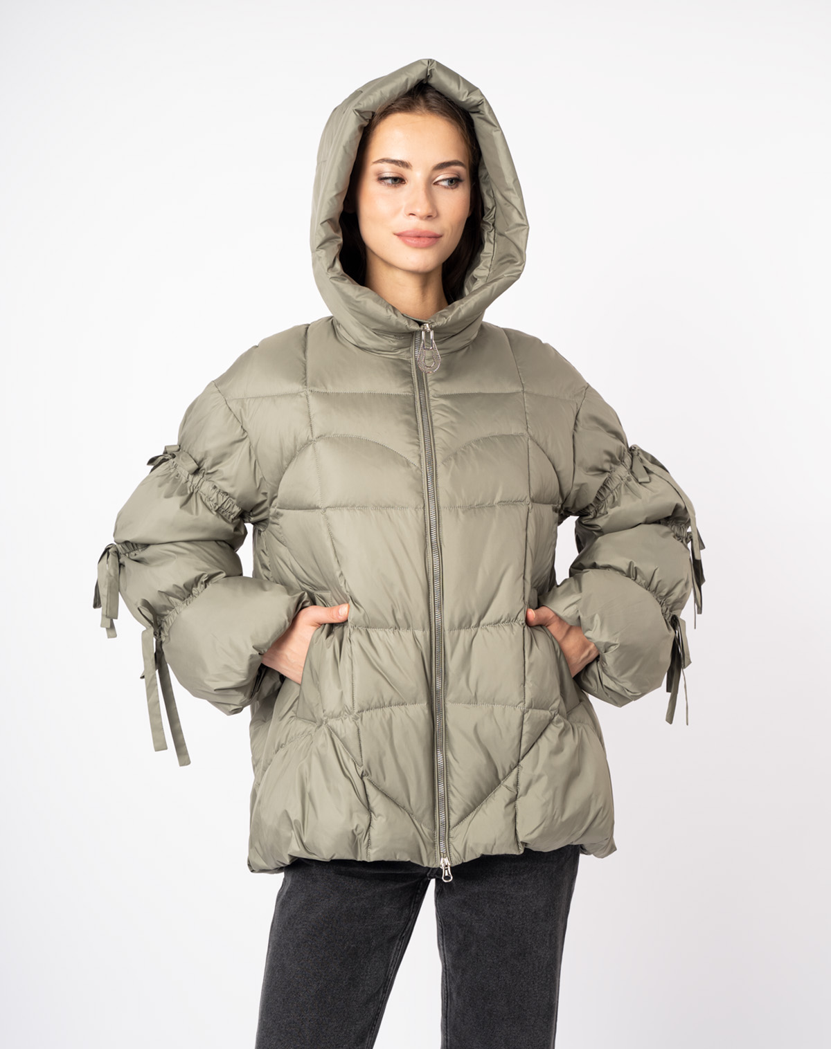 Пуховик женский с капюшоном XINRUIDI 5061 Пуховик женский с капюшоном XINRUIDI 5061