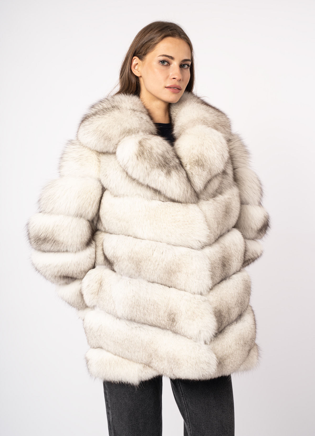 Шуба женская из меха песца Меха России А-4 Шуба женская из меха песца Меха России А-4
