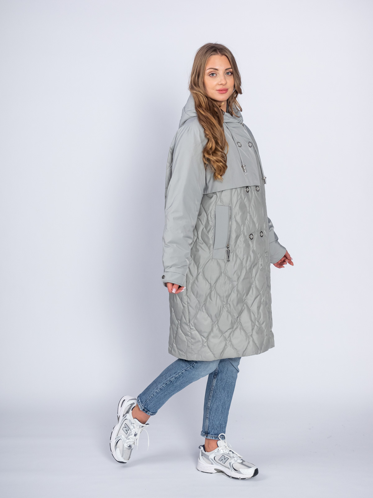 Пуховик женский B 60 258 с капюшоном оливковый Пуховик женский B 60 258 с капюшоном оливковый