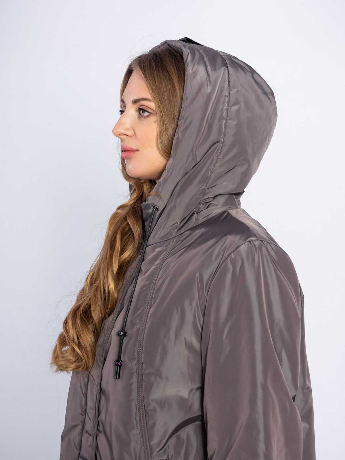 Пуховик женский 5459 с капюшоном кофе Пуховик женский 5459 с капюшоном кофе