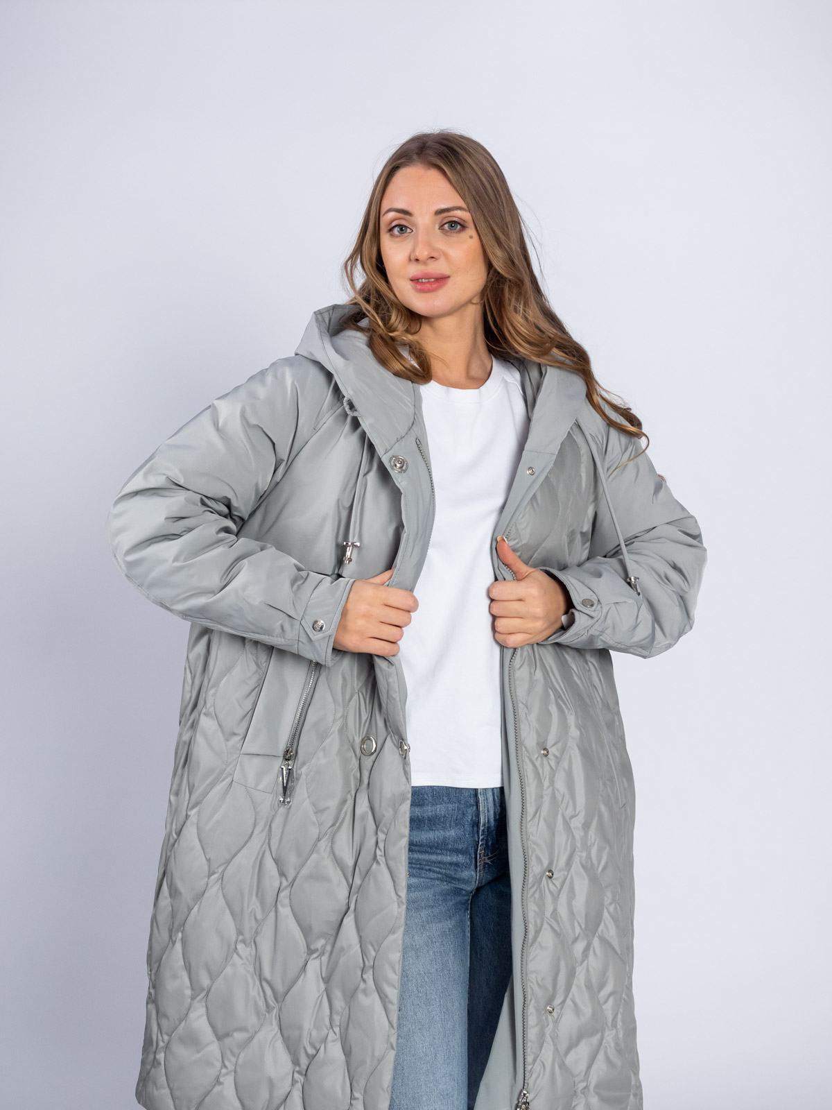 Пуховик женский B 60 258 с капюшоном оливковый Пуховик женский B 60 258 с капюшоном оливковый