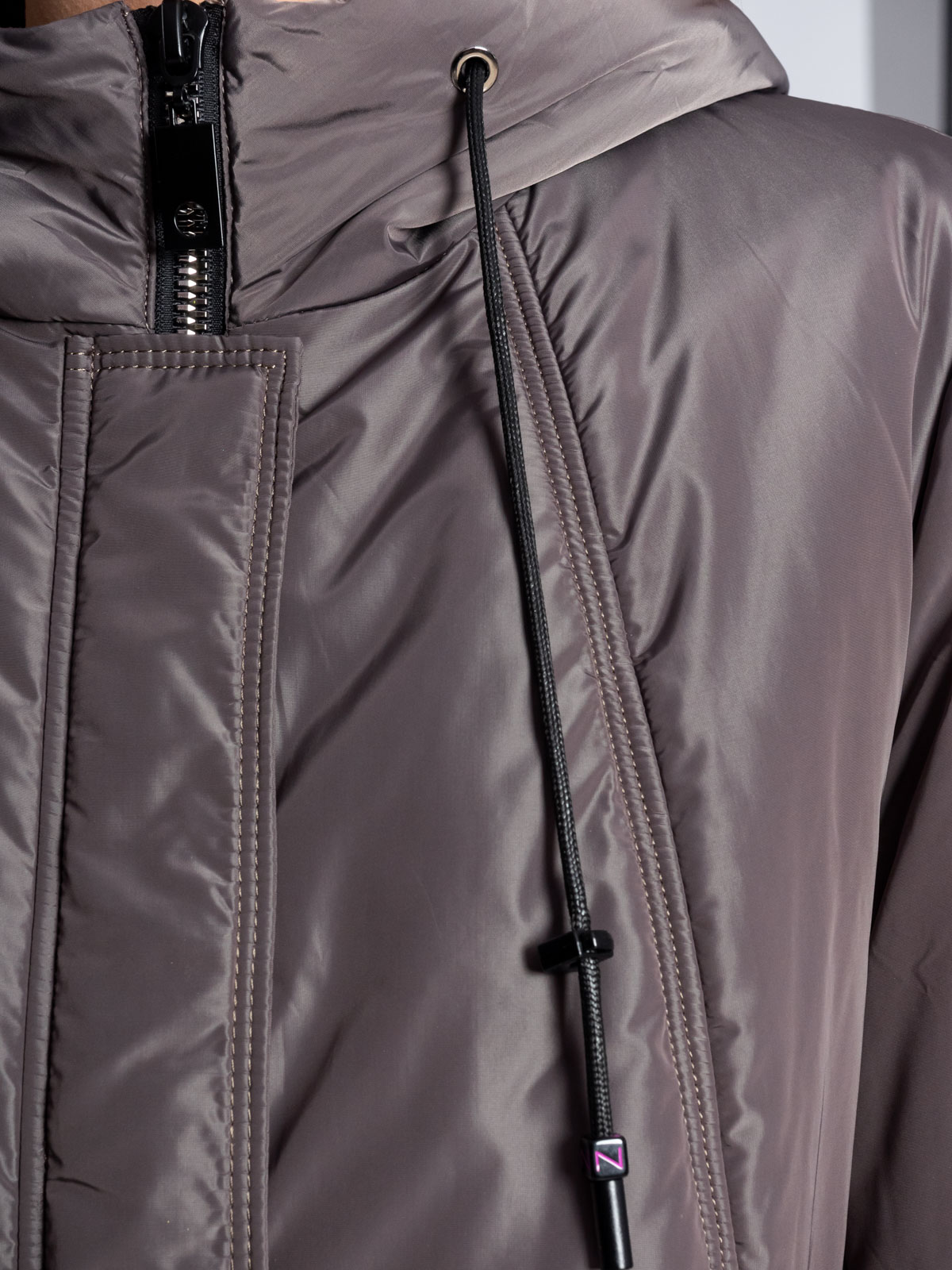 Пуховик женский 5459 с капюшоном кофе Пуховик женский 5459 с капюшоном кофе