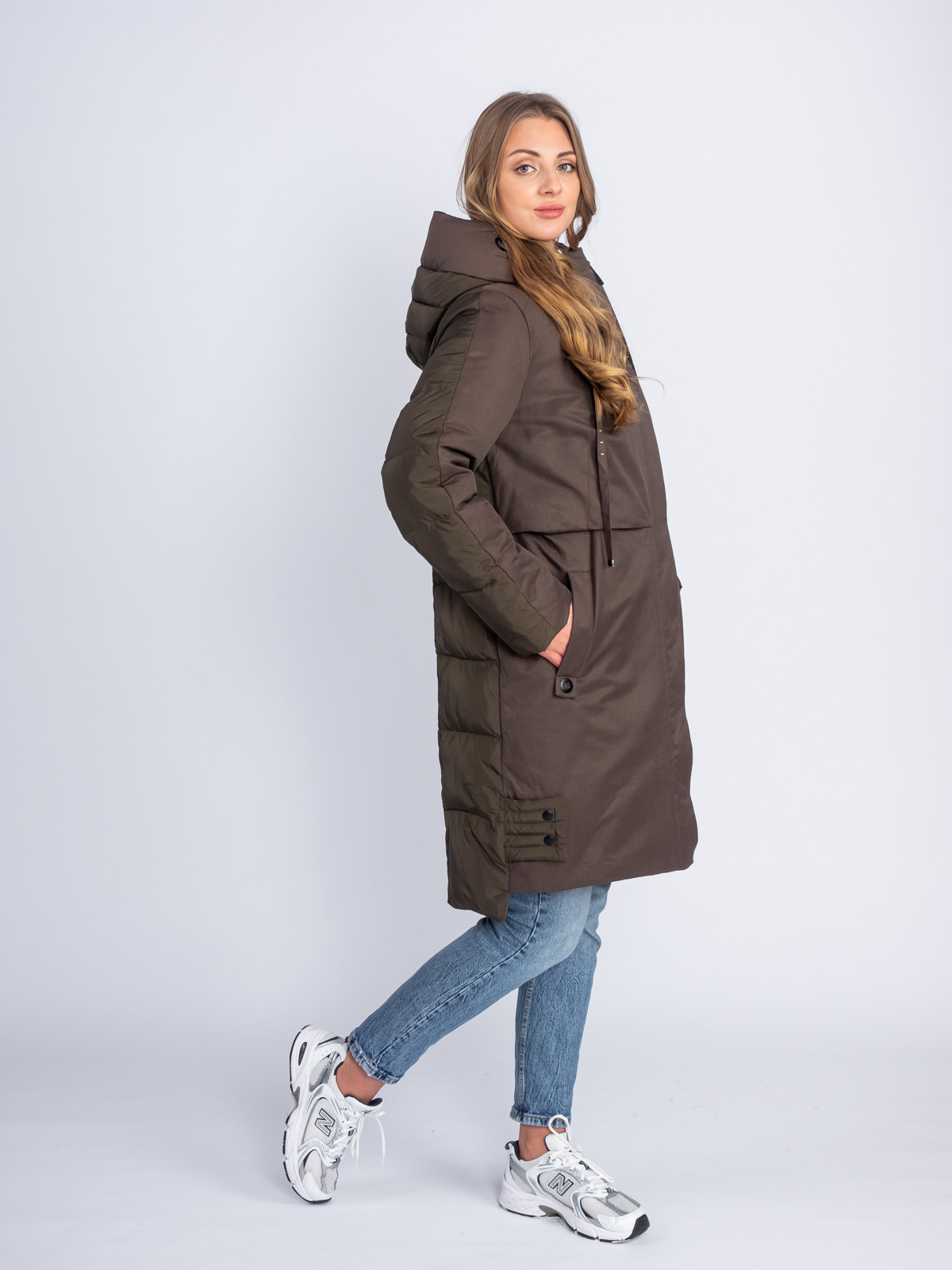 Пуховик женский Alyaska 171092 с капюшоном хаки Пуховик женский Alyaska 171092 с капюшоном хаки