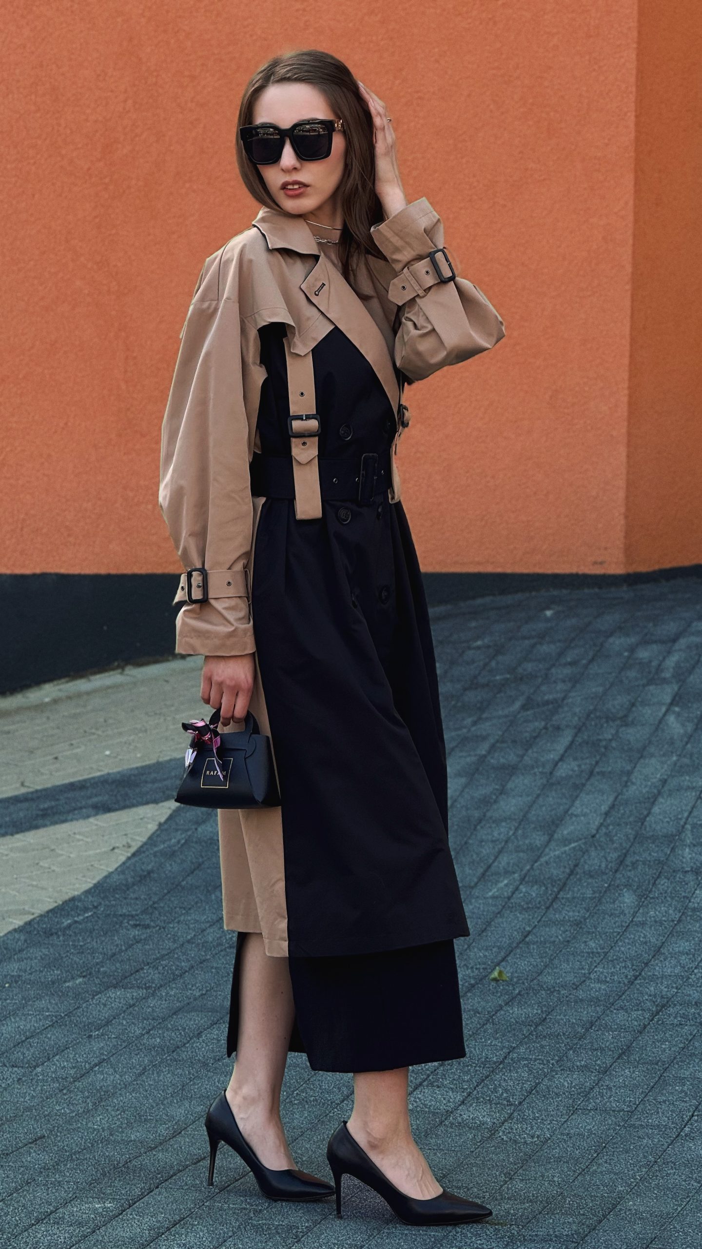 Плащ женский ElectraStyle 6-41023-916 Плащ женский ElectraStyle 6-41023-916